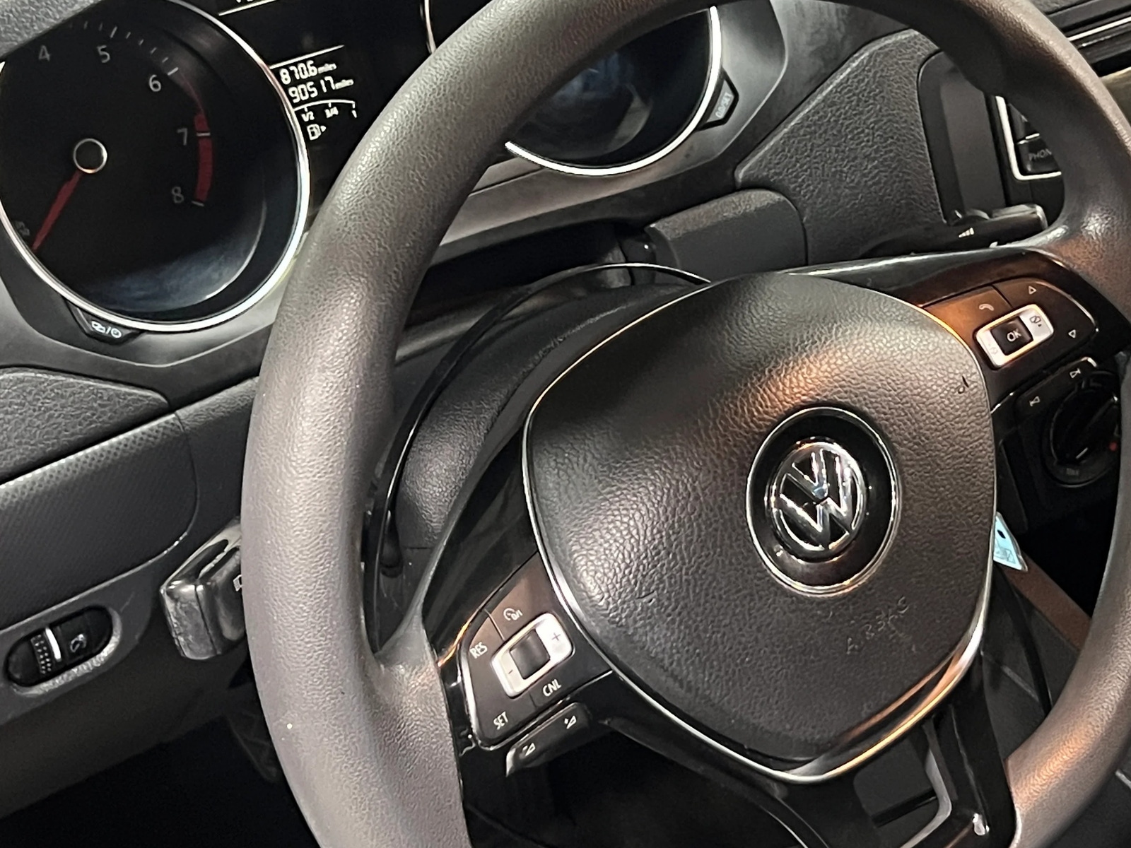 Thumbnail: 2016 Volkswagen Jetta - 5