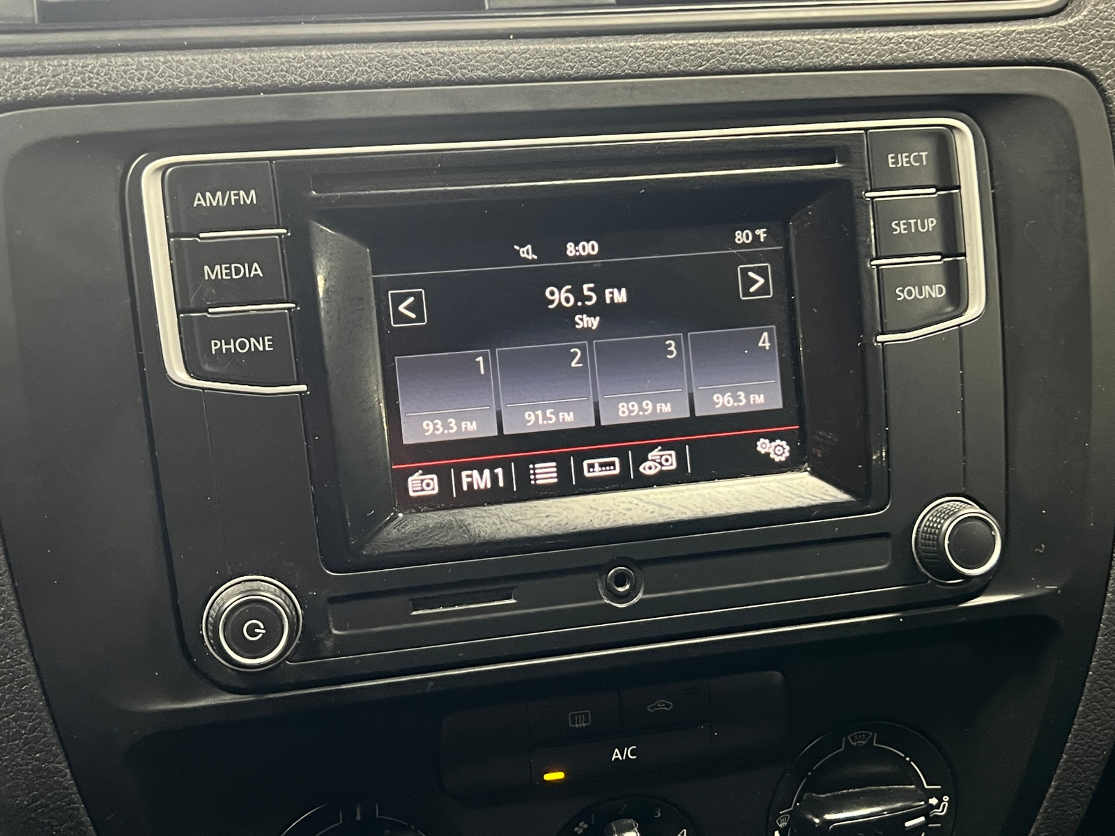 Thumbnail: 2016 Volkswagen Jetta - 4