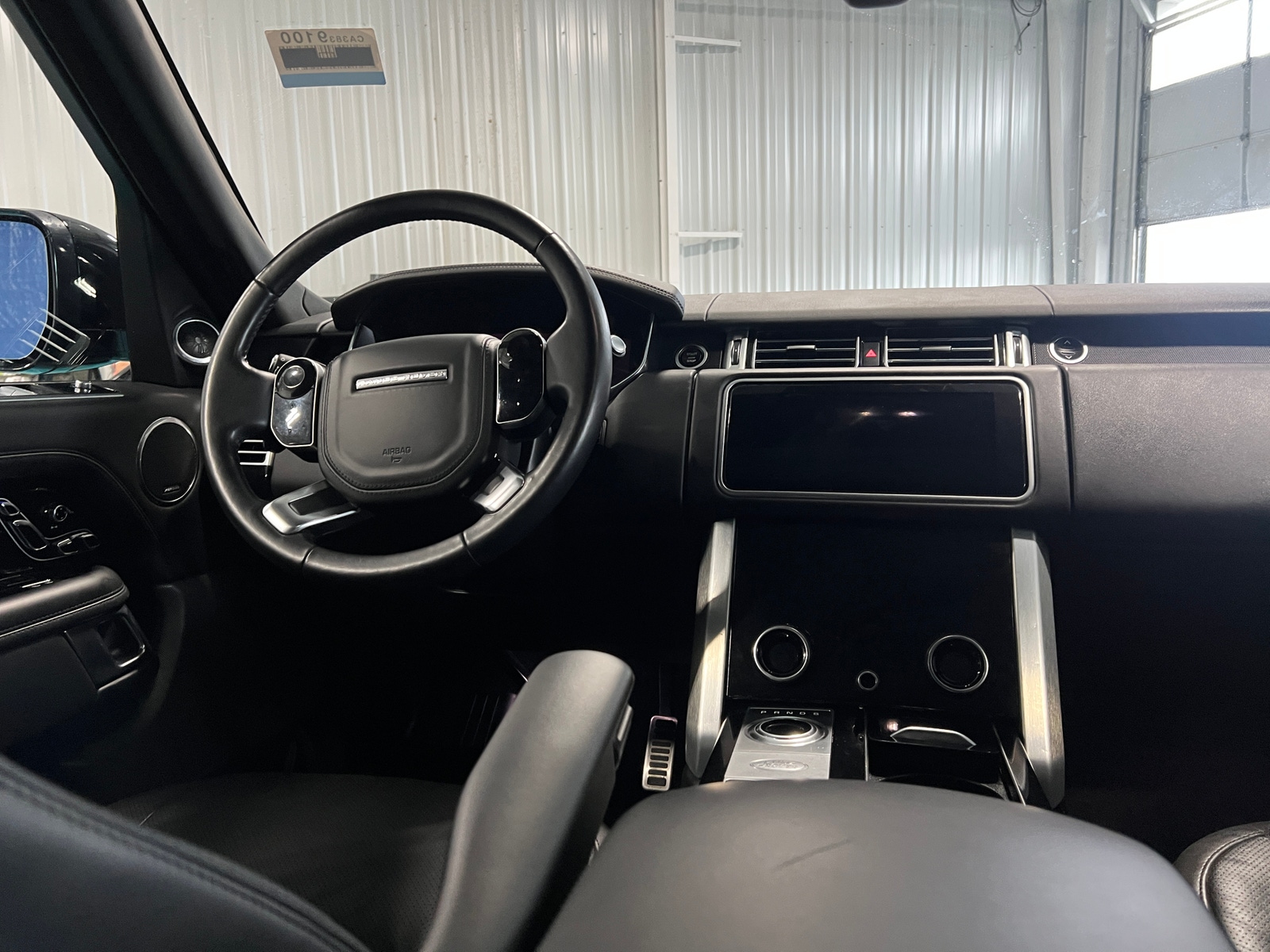 Thumbnail: 2022 Land Rover Range Rover - 2