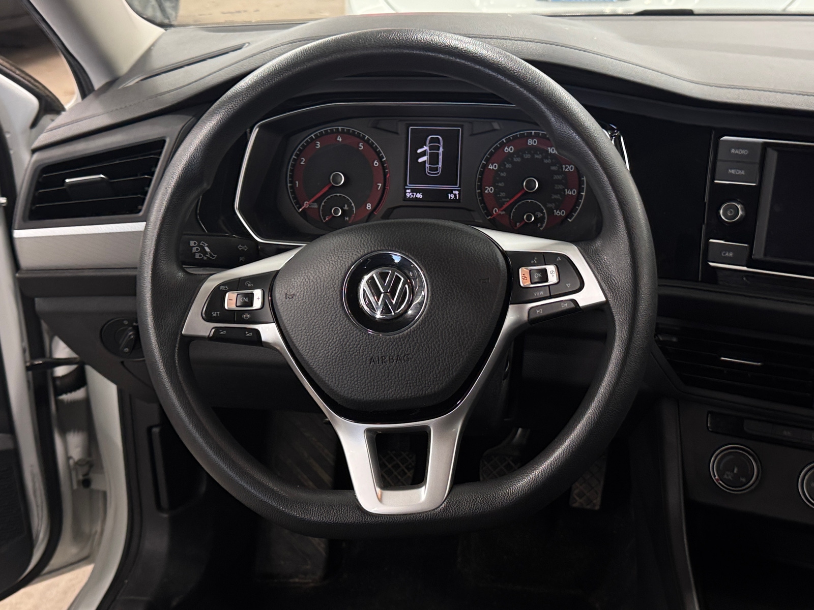 Thumbnail: 2019 Volkswagen Jetta - 5