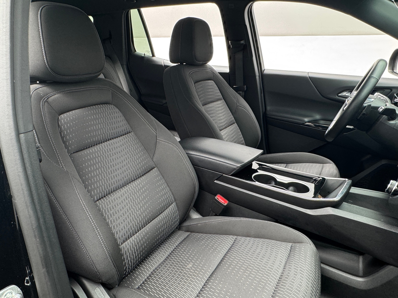 Thumbnail: 2025 Chevrolet Equinox - 2