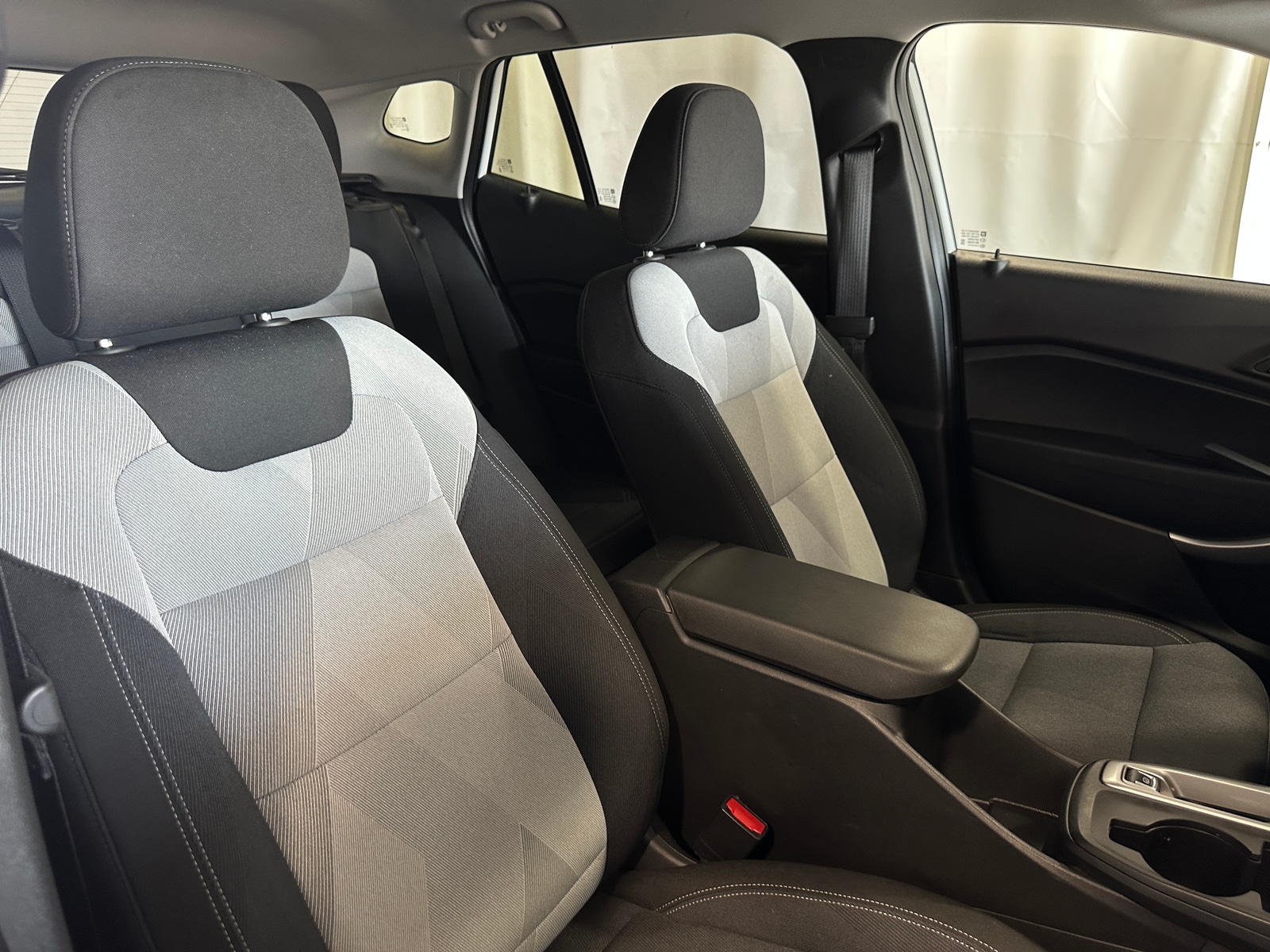 Thumbnail: 2026 Chevrolet Trax - 2