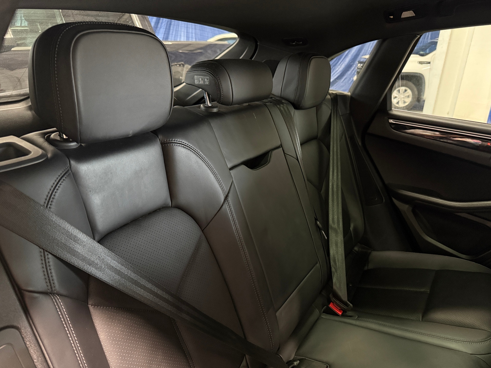 Thumbnail: 2020 Porsche Macan - 5