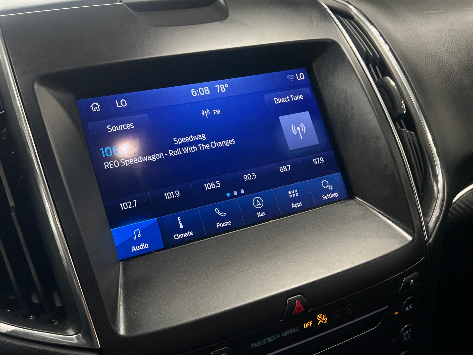 Thumbnail: 2019 Ford Edge - 4