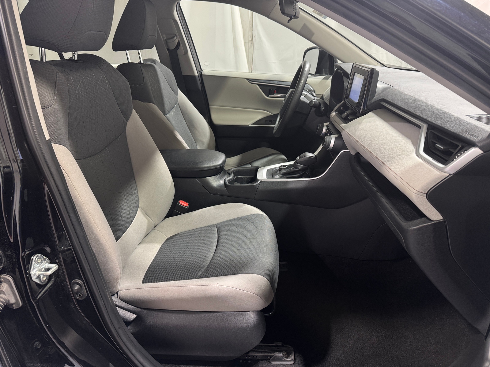 Thumbnail: 2021 Toyota RAV4 - 2