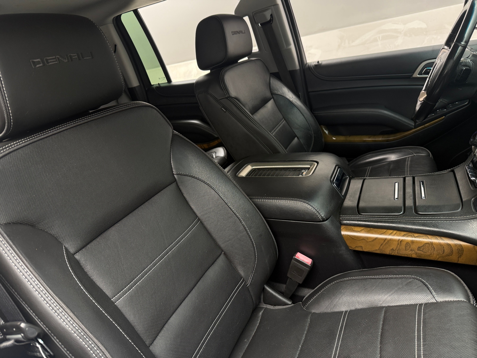 Thumbnail: 2019 GMC Yukon XL - 2