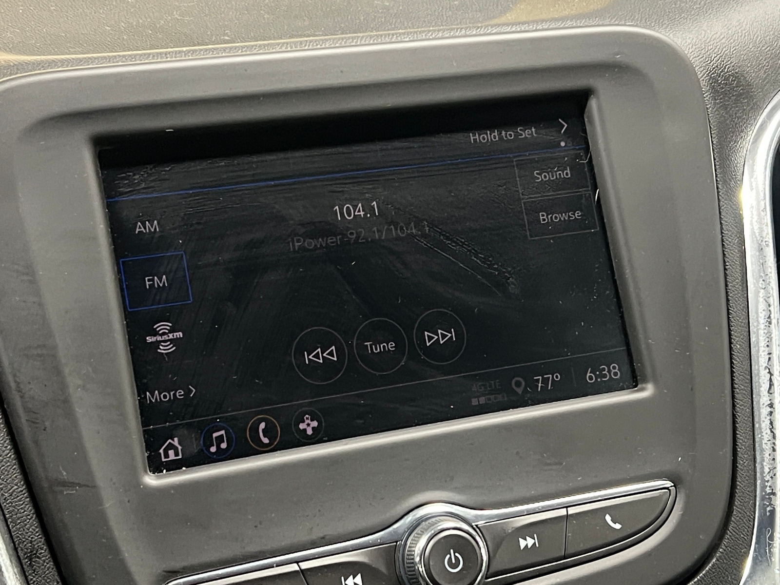 Thumbnail: 2022 Chevrolet Equinox - 4