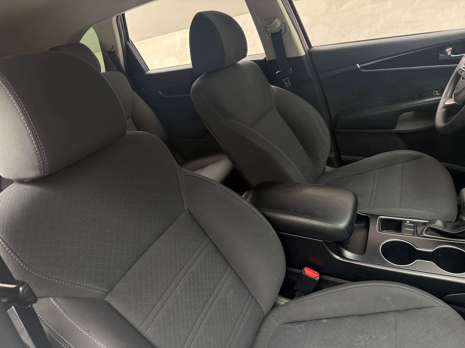 Thumbnail: 2019 Kia Sorento - 2