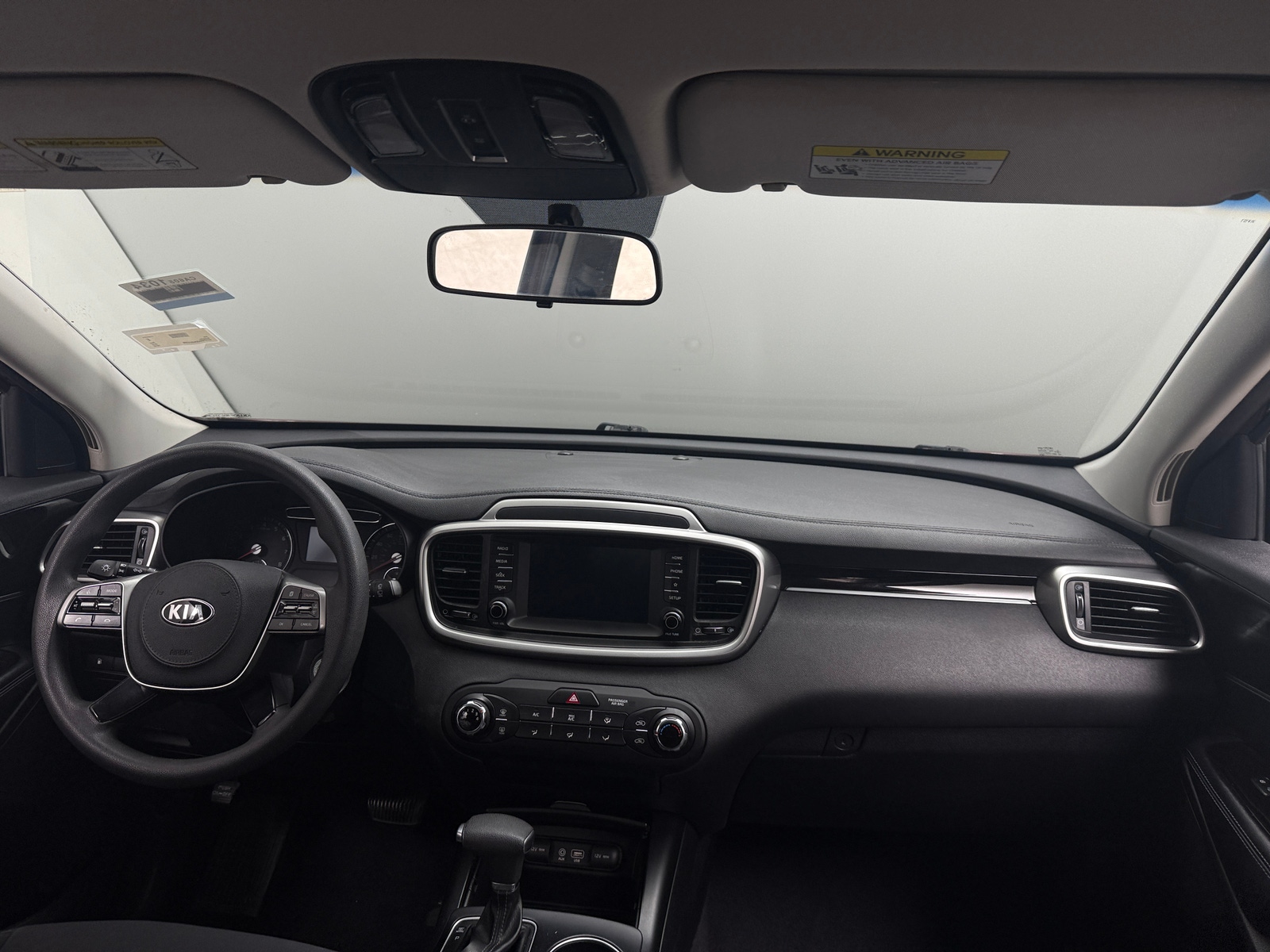 Thumbnail: 2019 Kia Sorento - 3