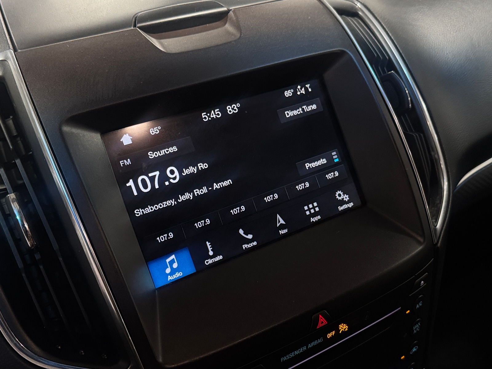 Thumbnail: 2019 Ford Edge - 3
