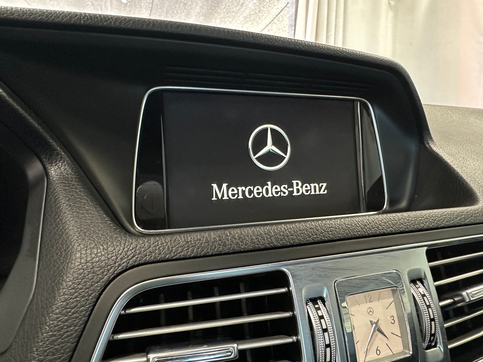 Thumbnail: 2014 Mercedes-Benz E-Class - 2