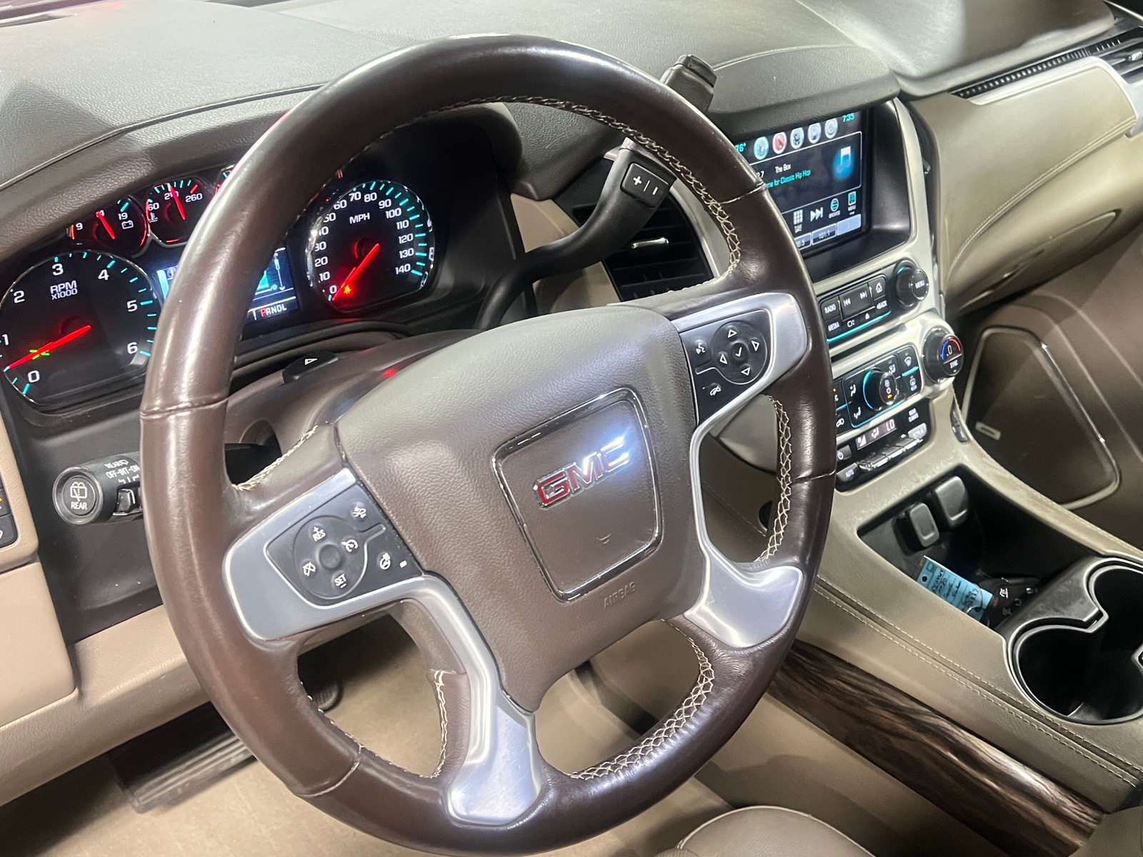 Thumbnail: 2020 GMC Yukon XL - 4