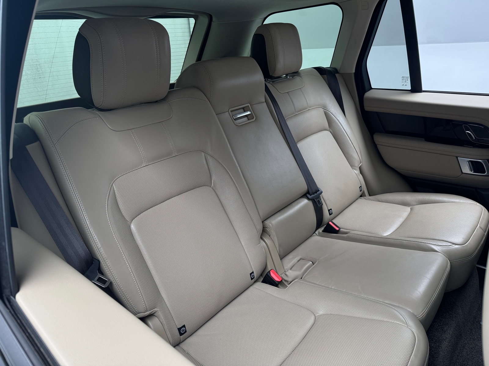 Thumbnail: 2018 Land Rover Range Rover - 5