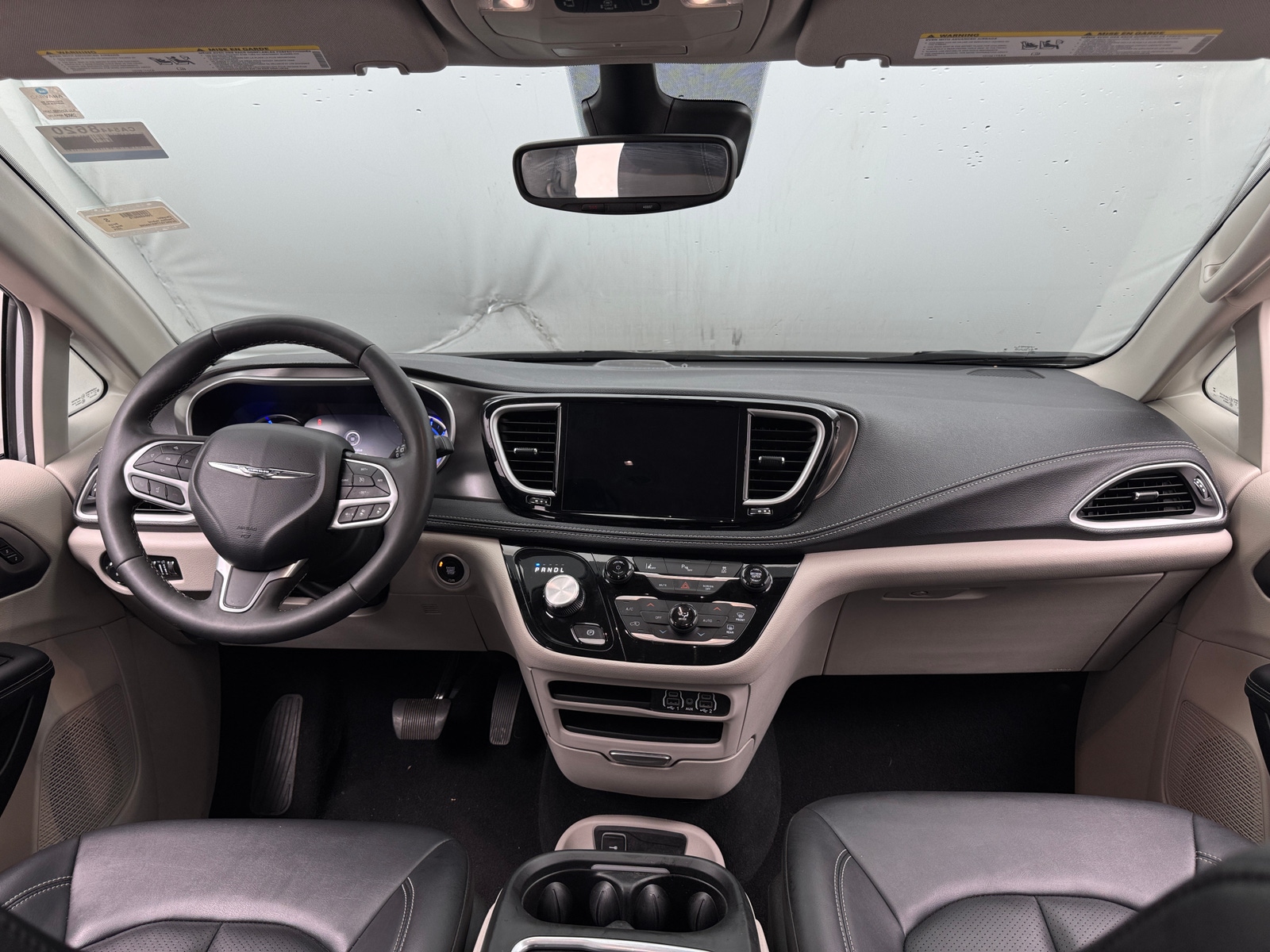 Thumbnail: 2024 Chrysler Pacifica - 2