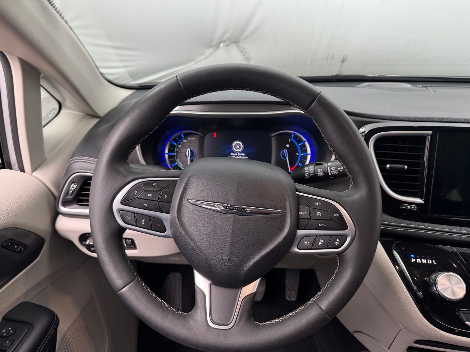 Thumbnail: 2024 Chrysler Pacifica - 4