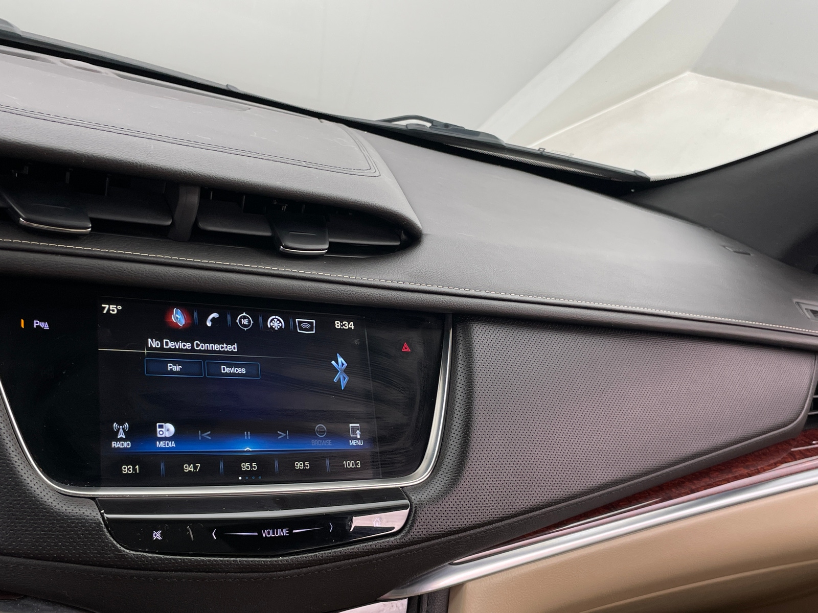Thumbnail: 2018 Cadillac XT5 - 3