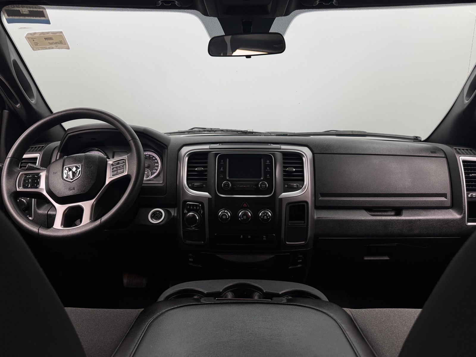 Thumbnail: 2024 RAM 1500 Classic - 3