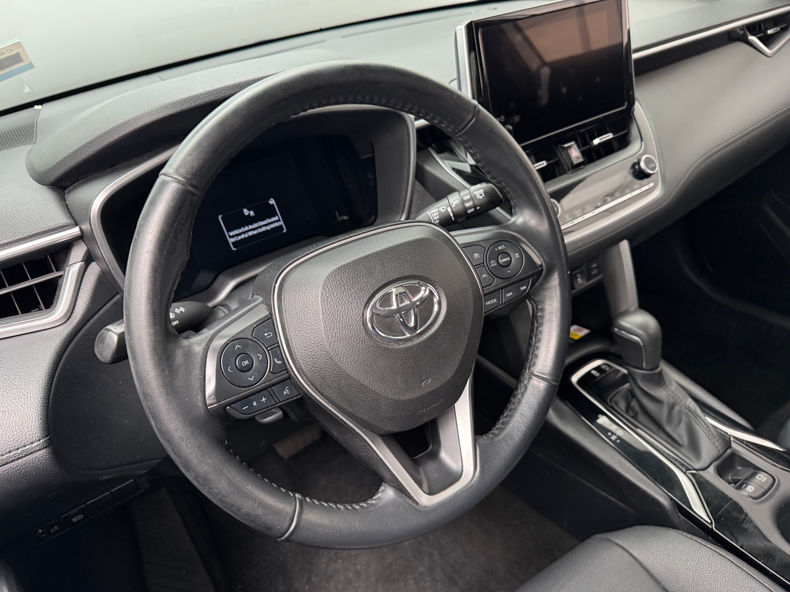 Thumbnail: 2023 Toyota Corolla Cross - 4
