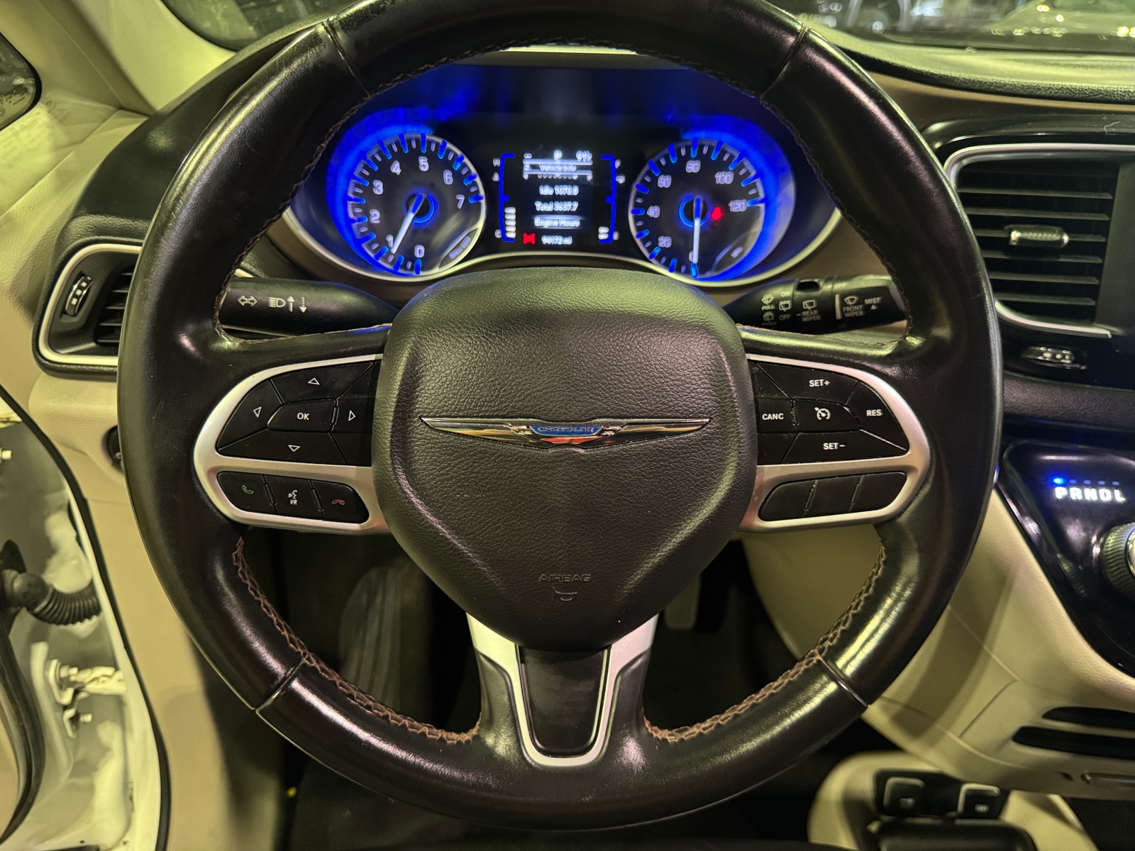 Thumbnail: 2018 Chrysler Pacifica - 4