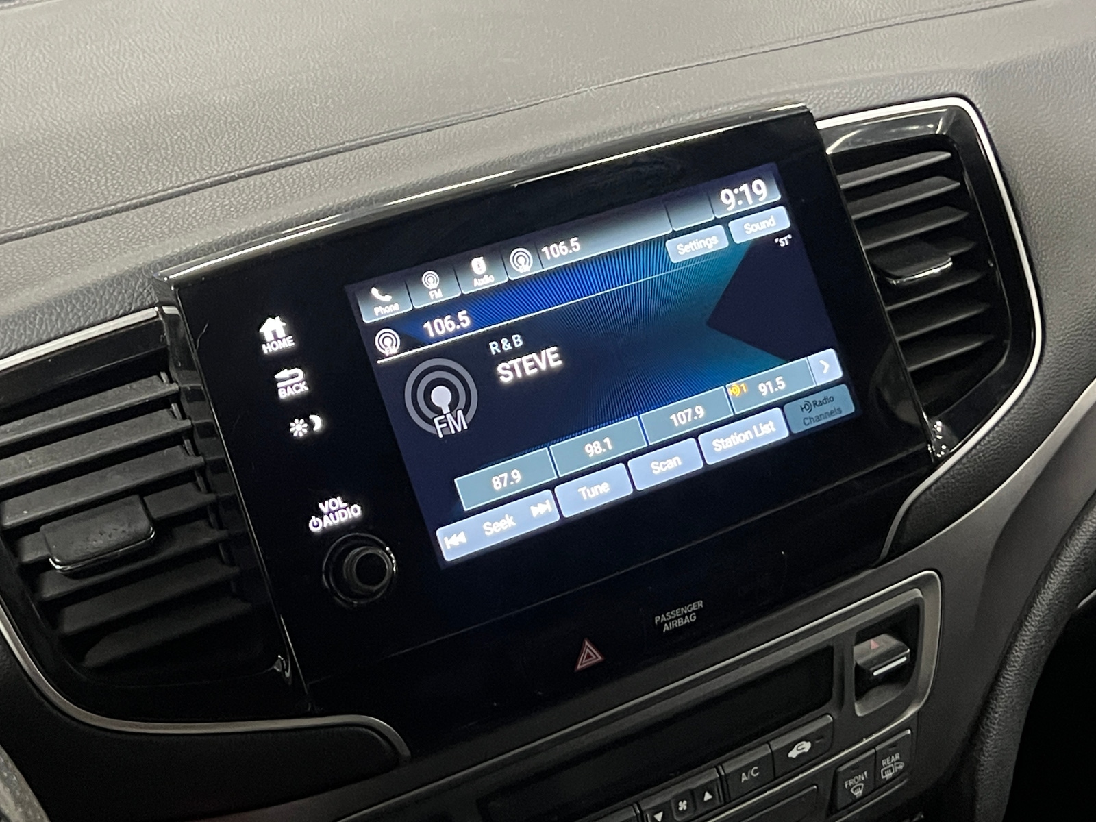Thumbnail: 2019 Honda Passport - 3