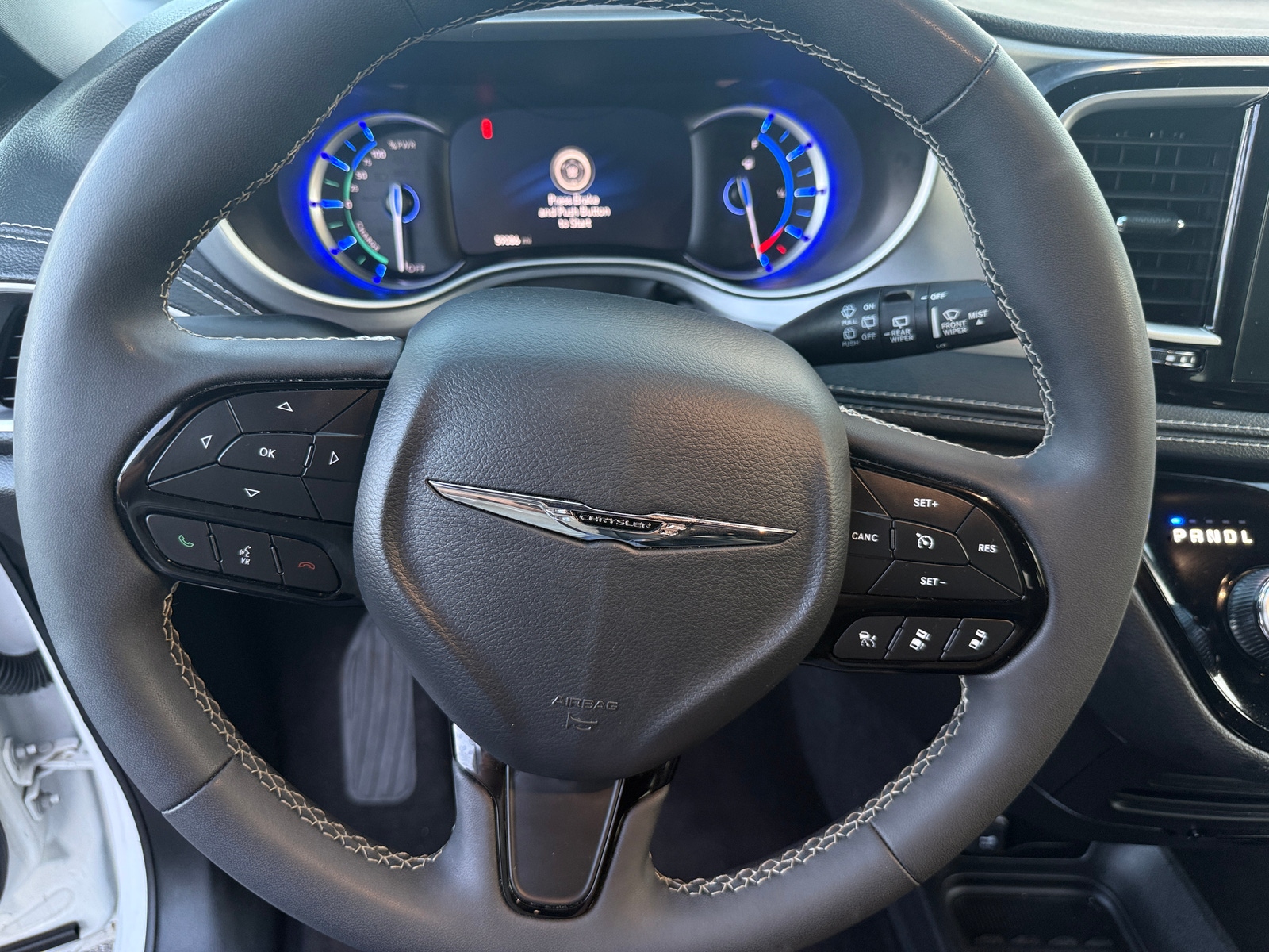 Thumbnail: 2024 Chrysler Pacifica - 4