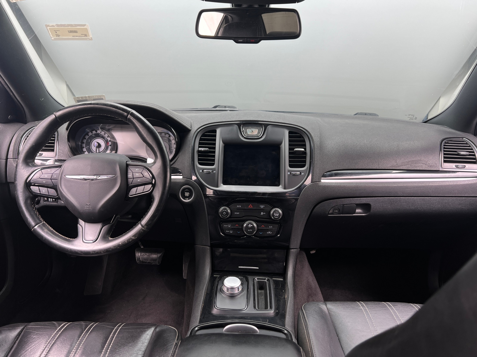 Thumbnail: 2018 Chrysler 300 - 2