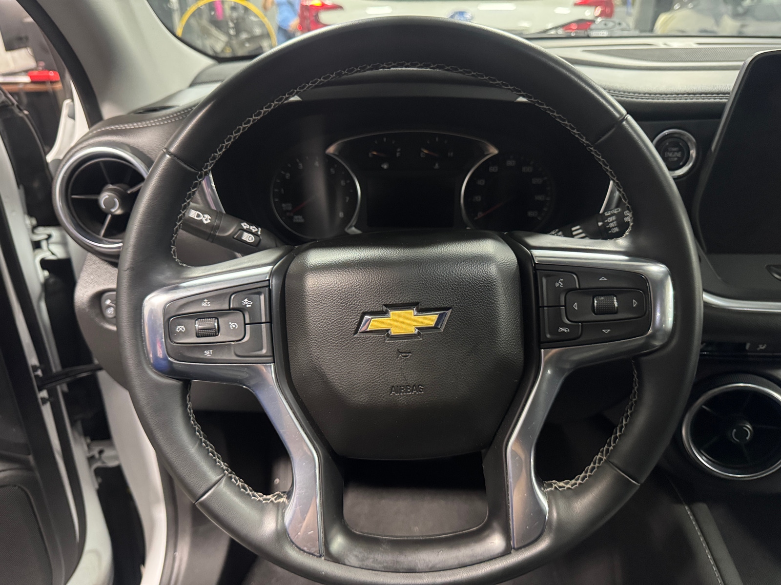 Thumbnail: 2023 Chevrolet Blazer - 4