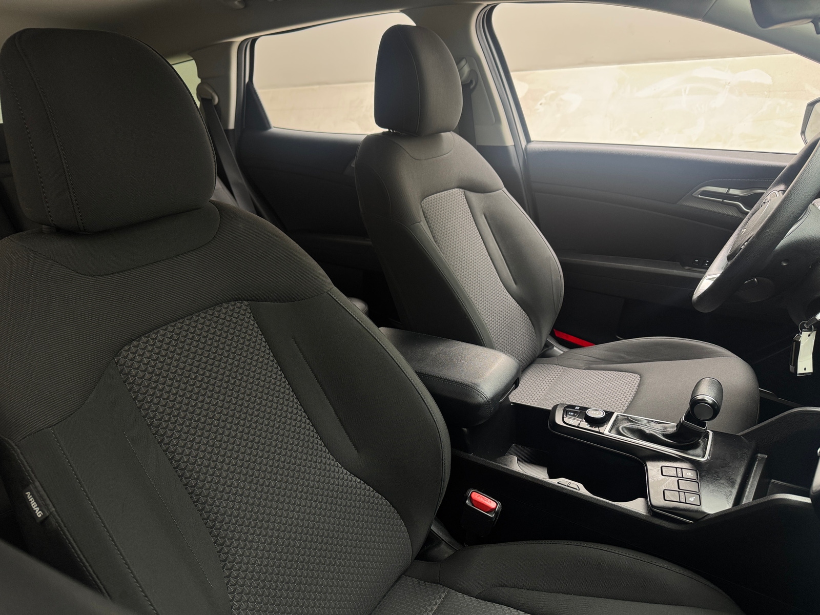 Thumbnail: 2023 Kia Sportage - 2