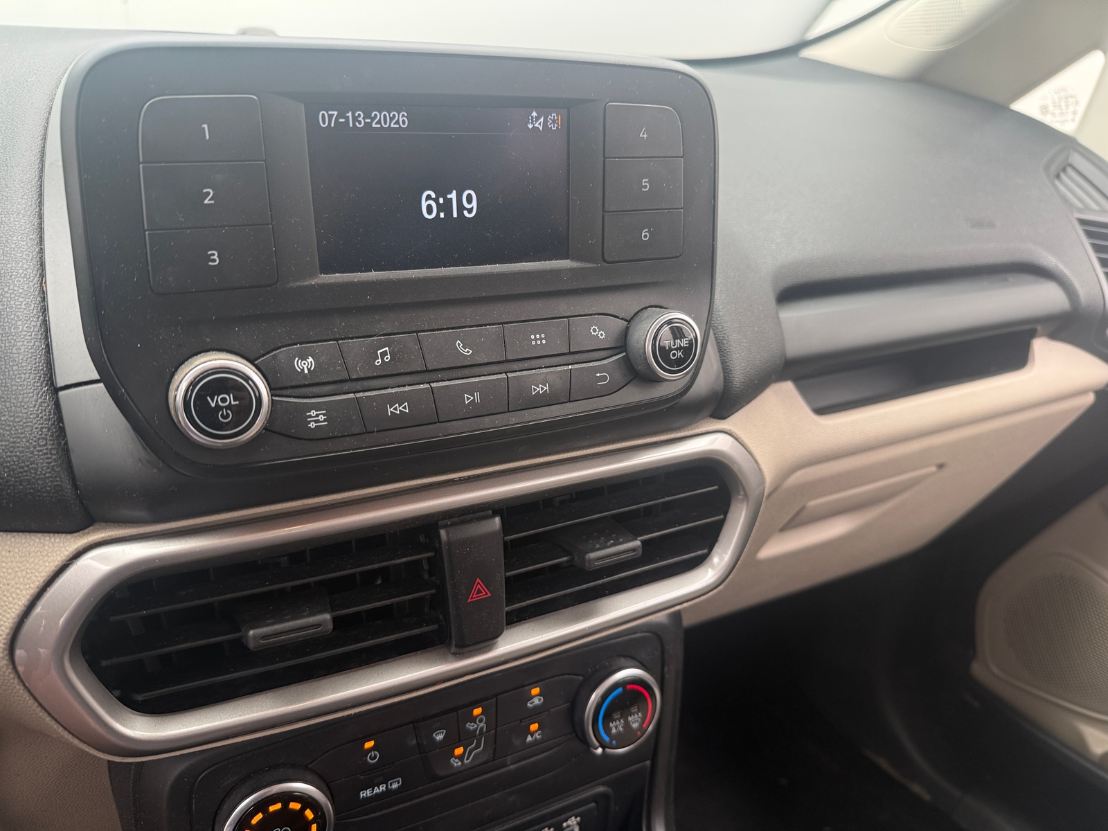 Thumbnail: 2021 Ford EcoSport - 4