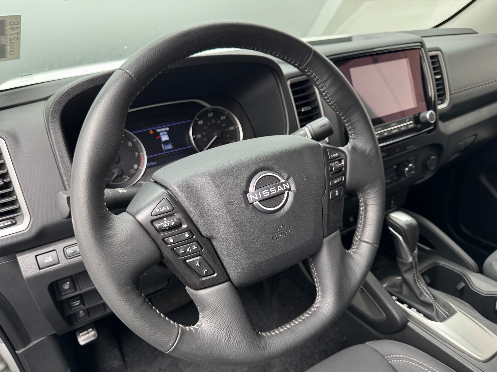 Thumbnail: 2024 Nissan Frontier - 5