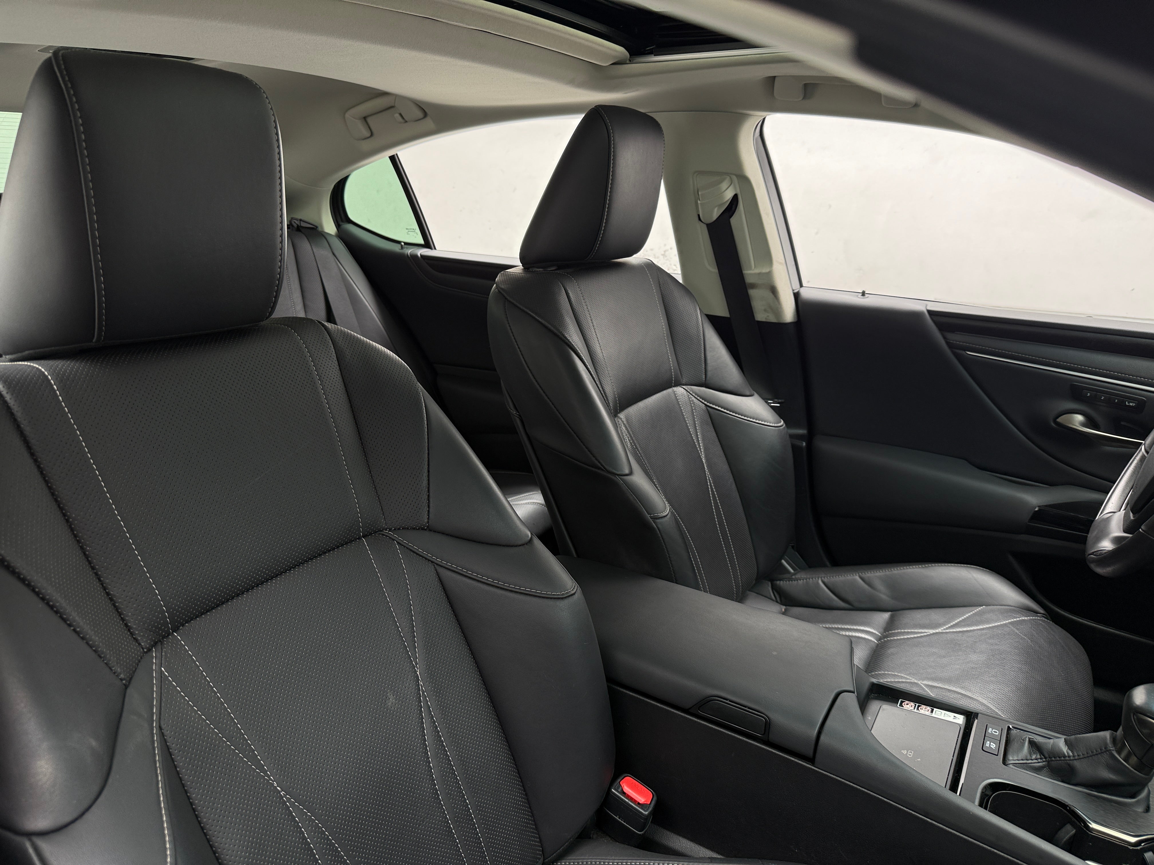 2024 Lexus ES