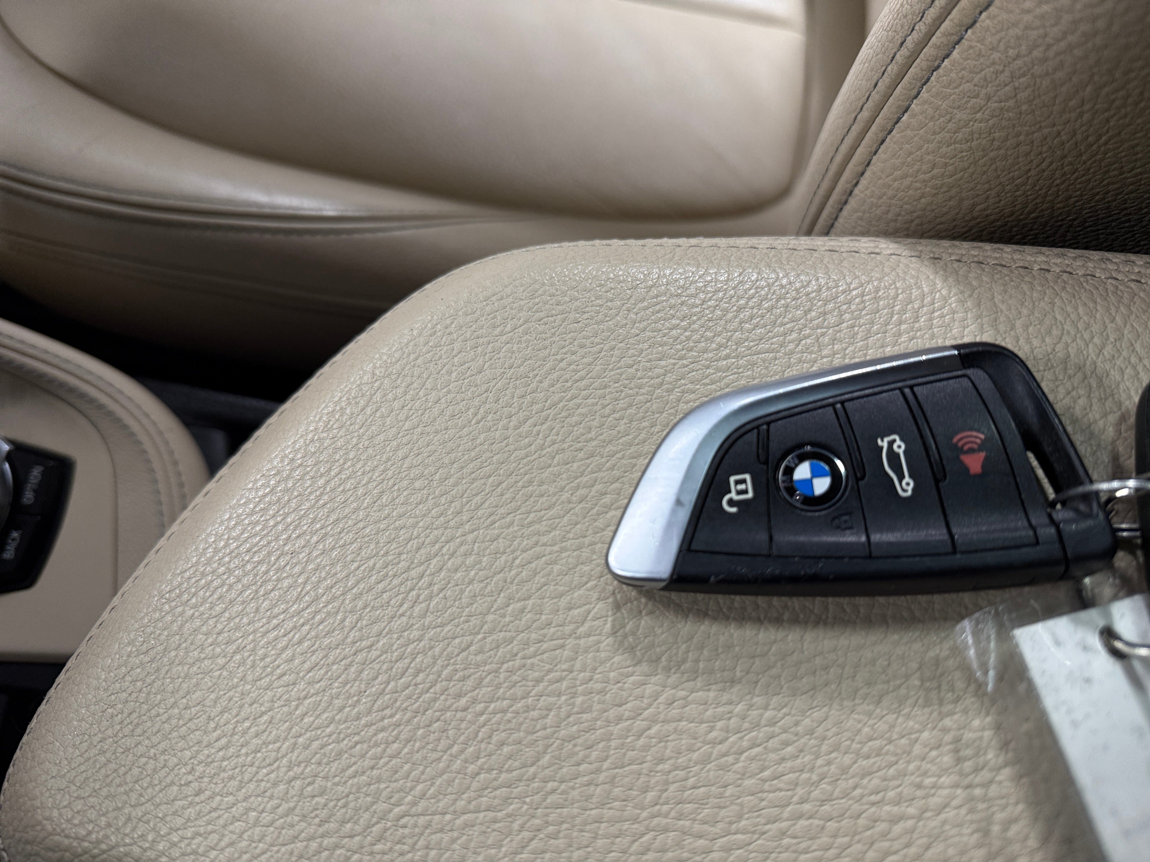 2016 BMW X1 28i - Photo 6