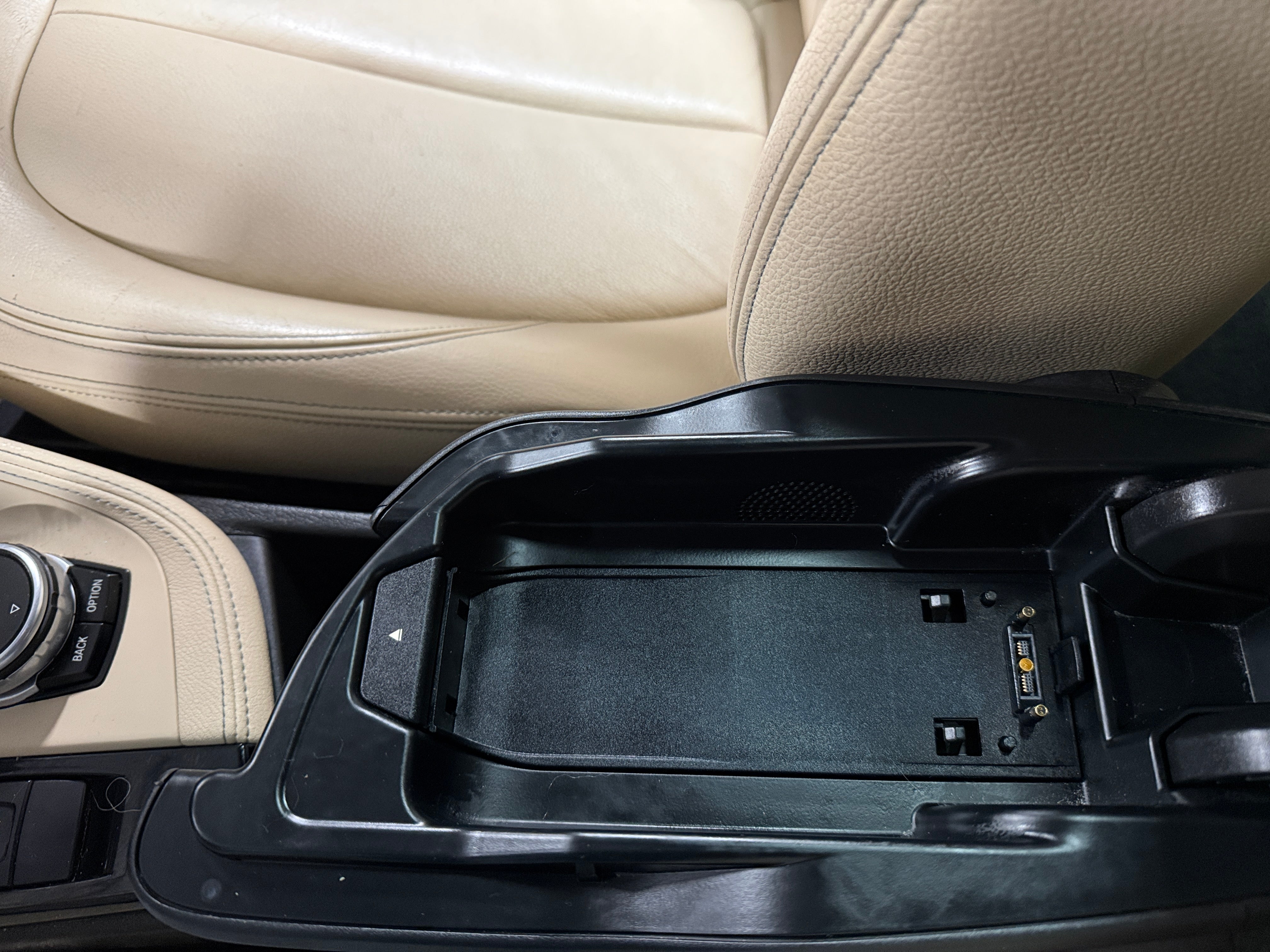 2016 BMW X1 28i - Photo 16