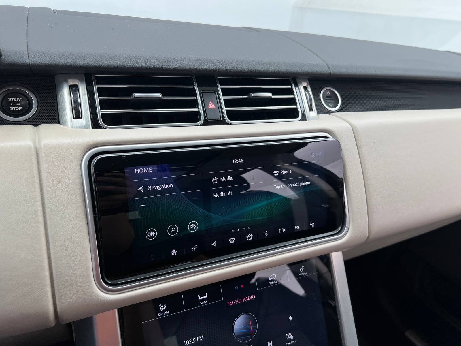 Thumbnail: 2019 Land Rover Range Rover - 3