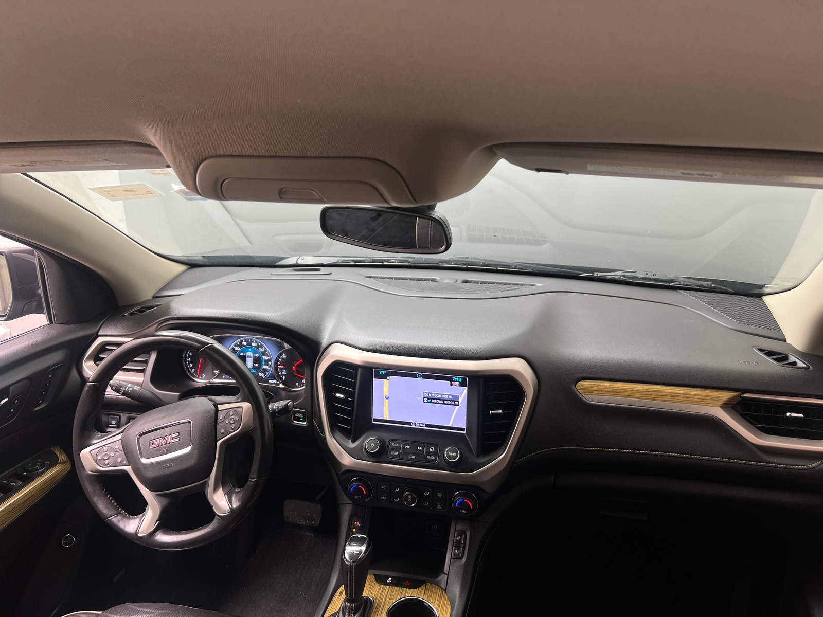 Thumbnail: 2018 GMC Acadia - 2