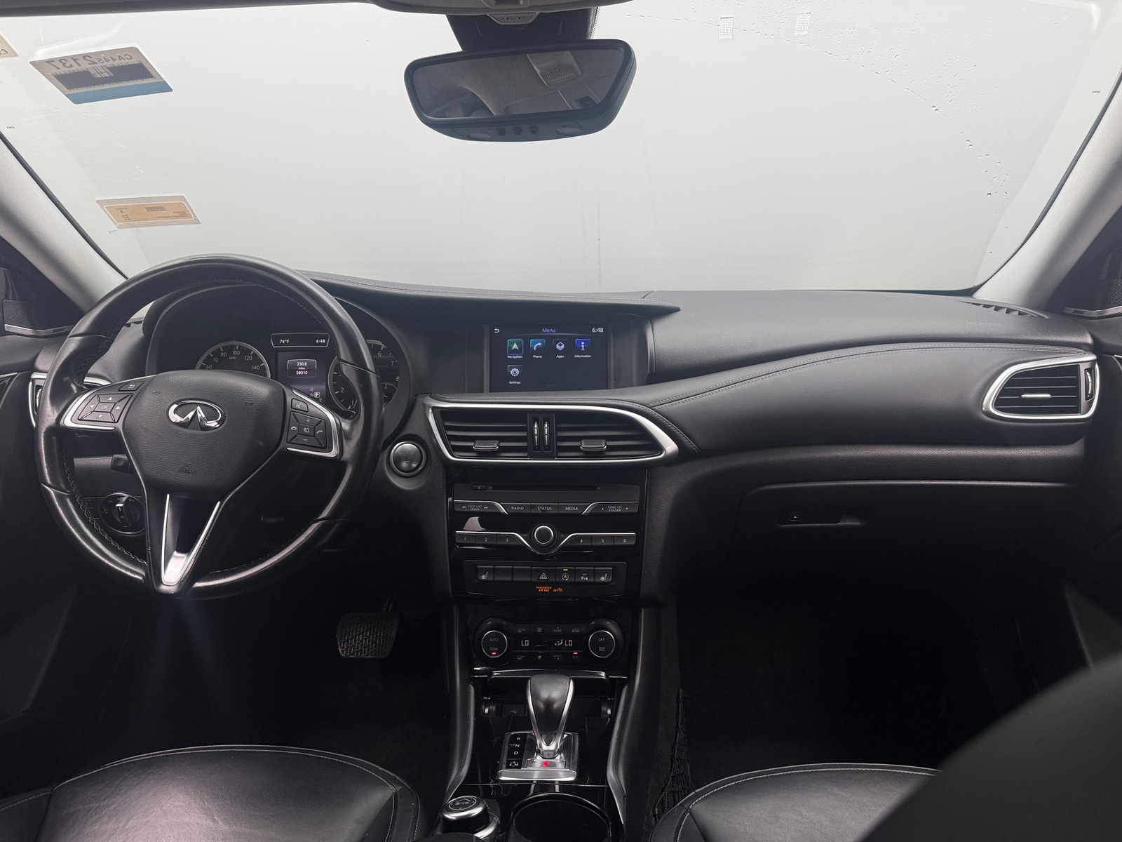 Thumbnail: 2018 INFINITI QX30 - 2