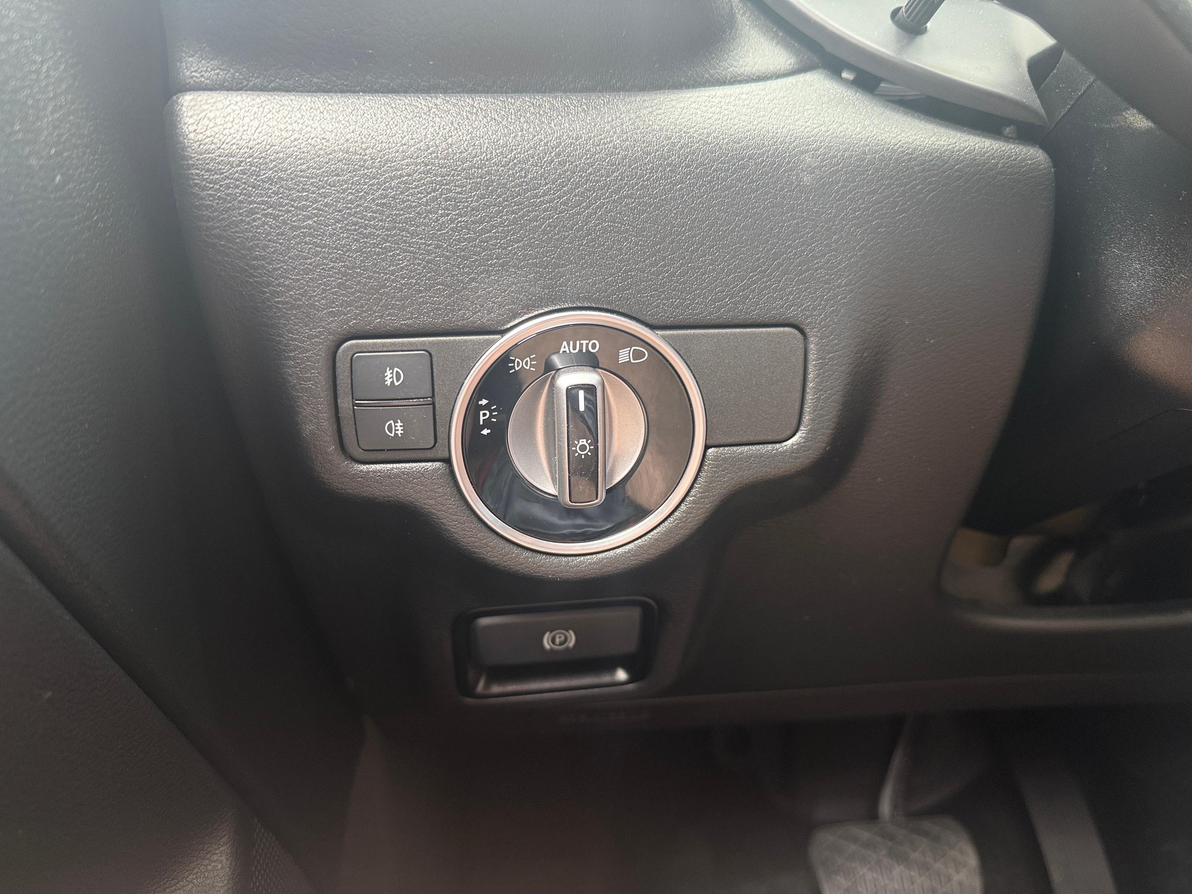 2018 INFINITI QX30 Premium - Photo 11