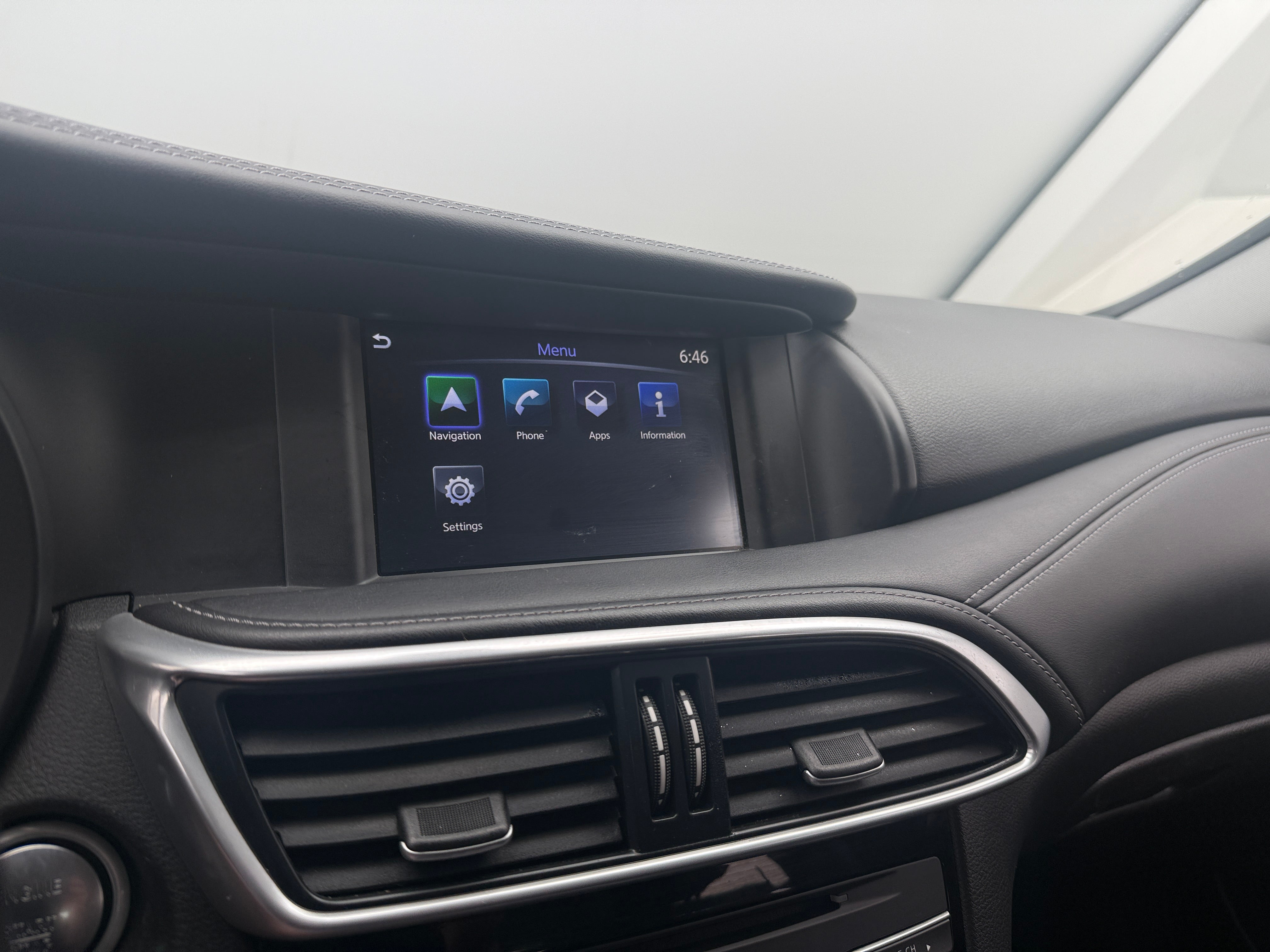 2018 INFINITI QX30 Premium - Photo 13