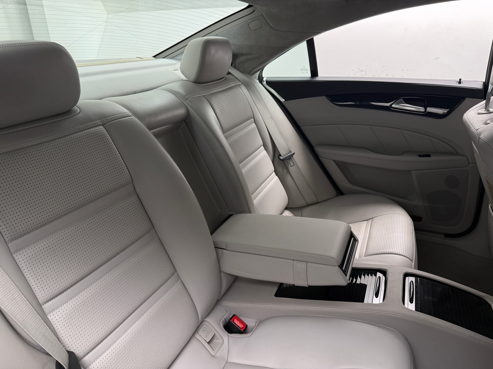 Thumbnail: 2012 Mercedes-Benz CLS - 5