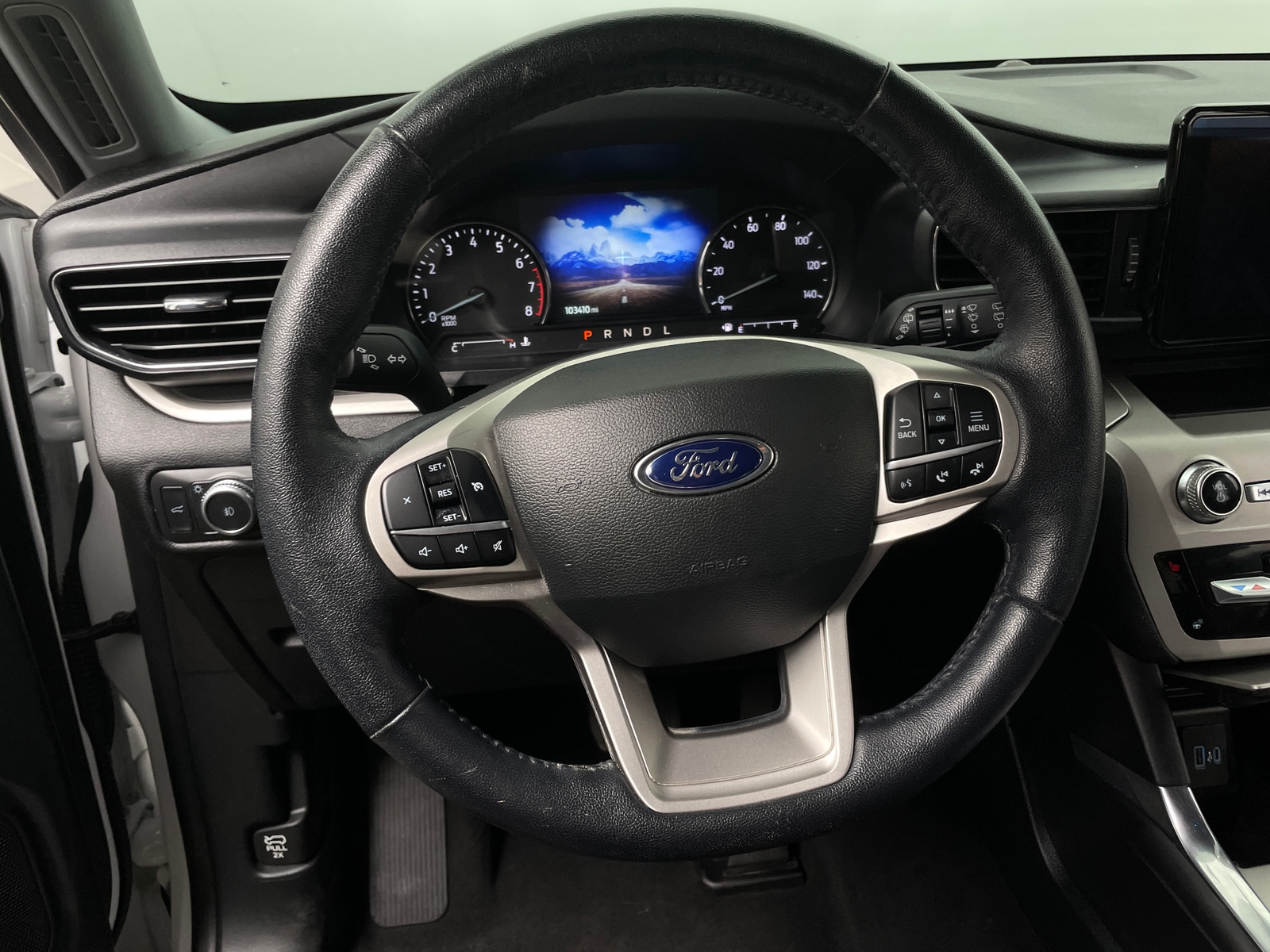 Thumbnail: 2022 Ford Explorer - 4
