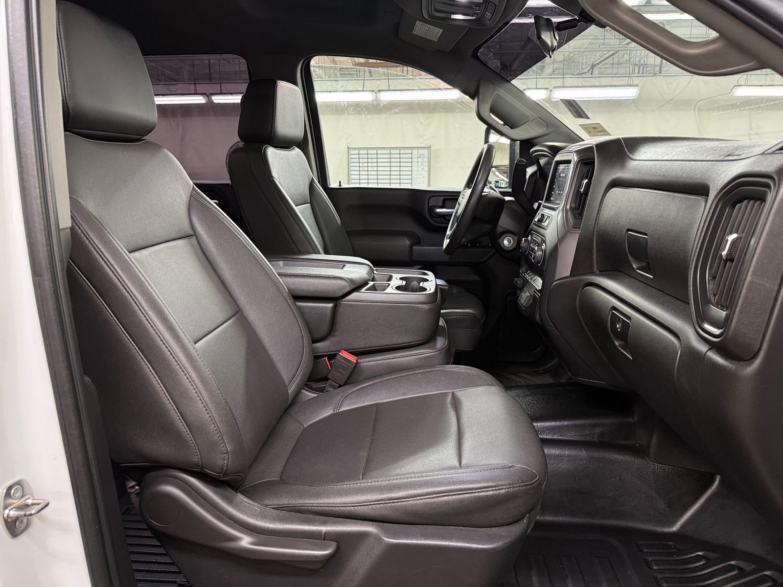 Thumbnail: 2023 Chevrolet Silverado 2500 - 2