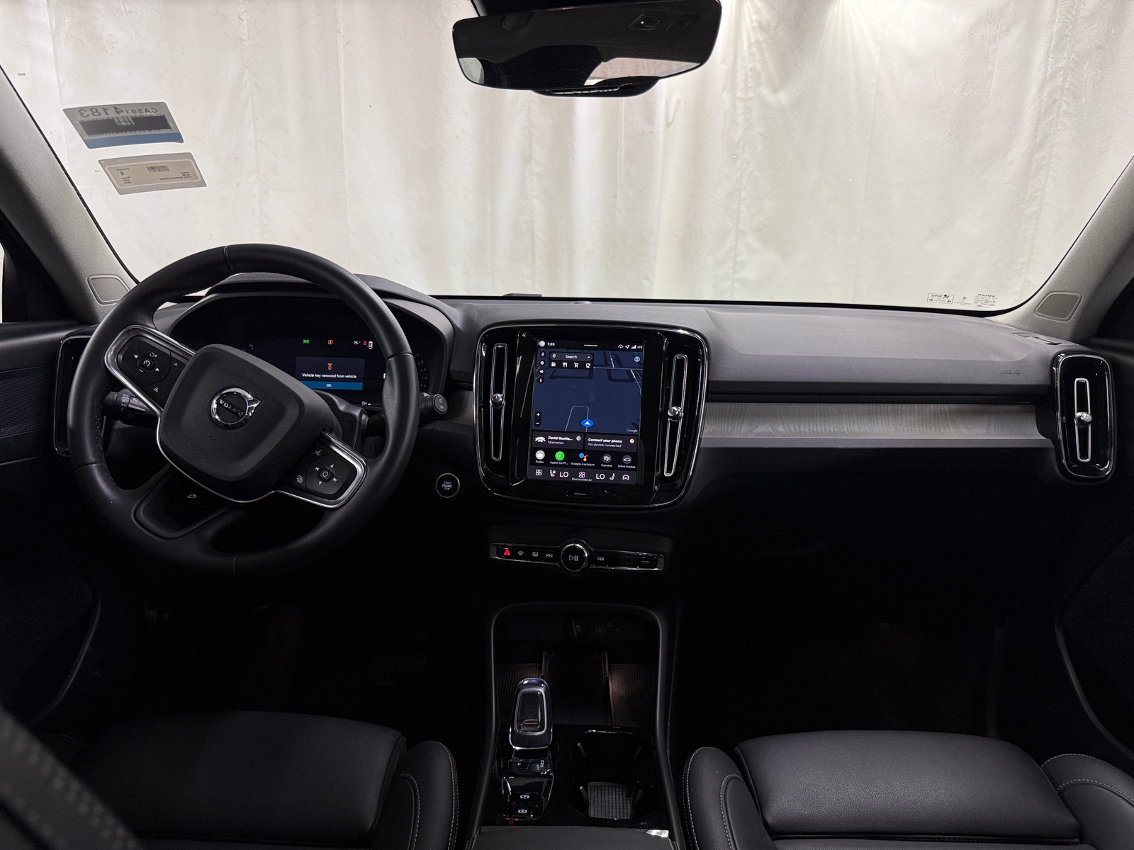 Thumbnail: 2026 Volvo XC40 - 2