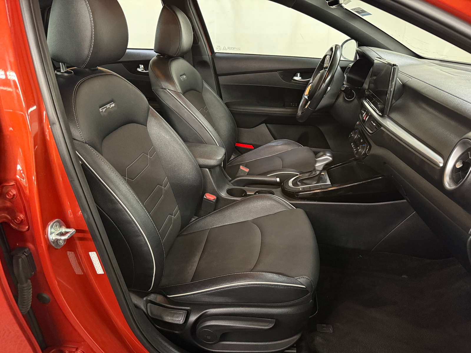 Thumbnail: 2023 Kia Forte - 2