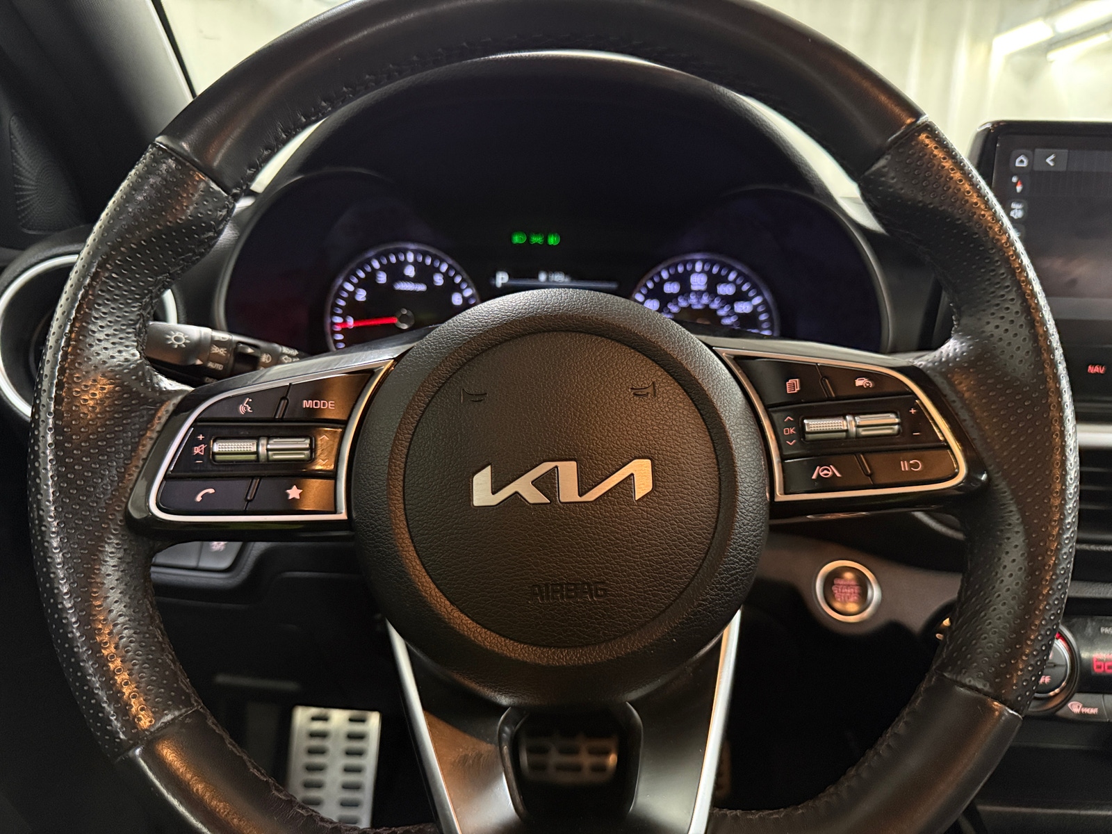 Thumbnail: 2023 Kia Forte - 5