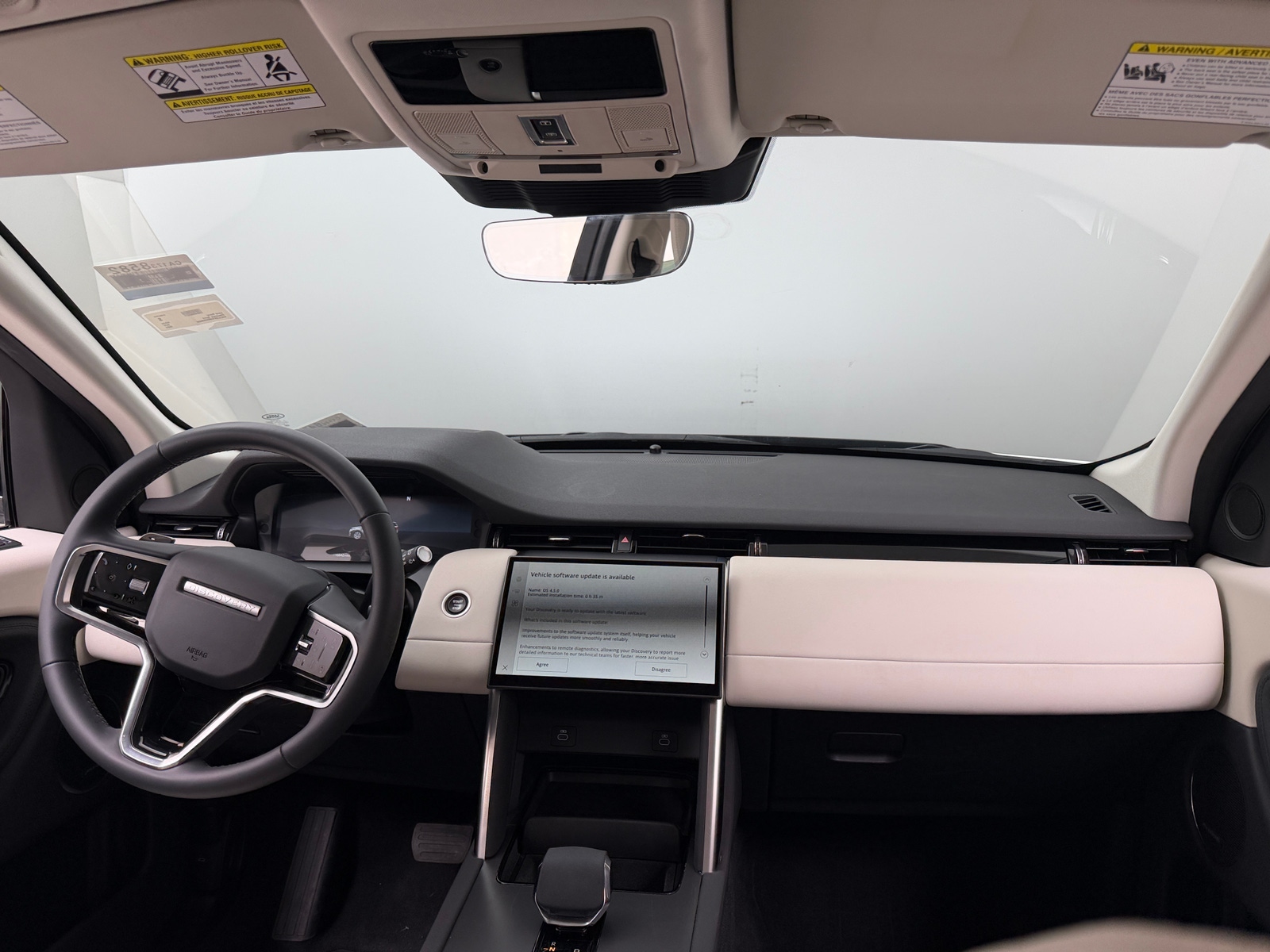 Thumbnail: 2024 Land Rover Discovery Sport - 2