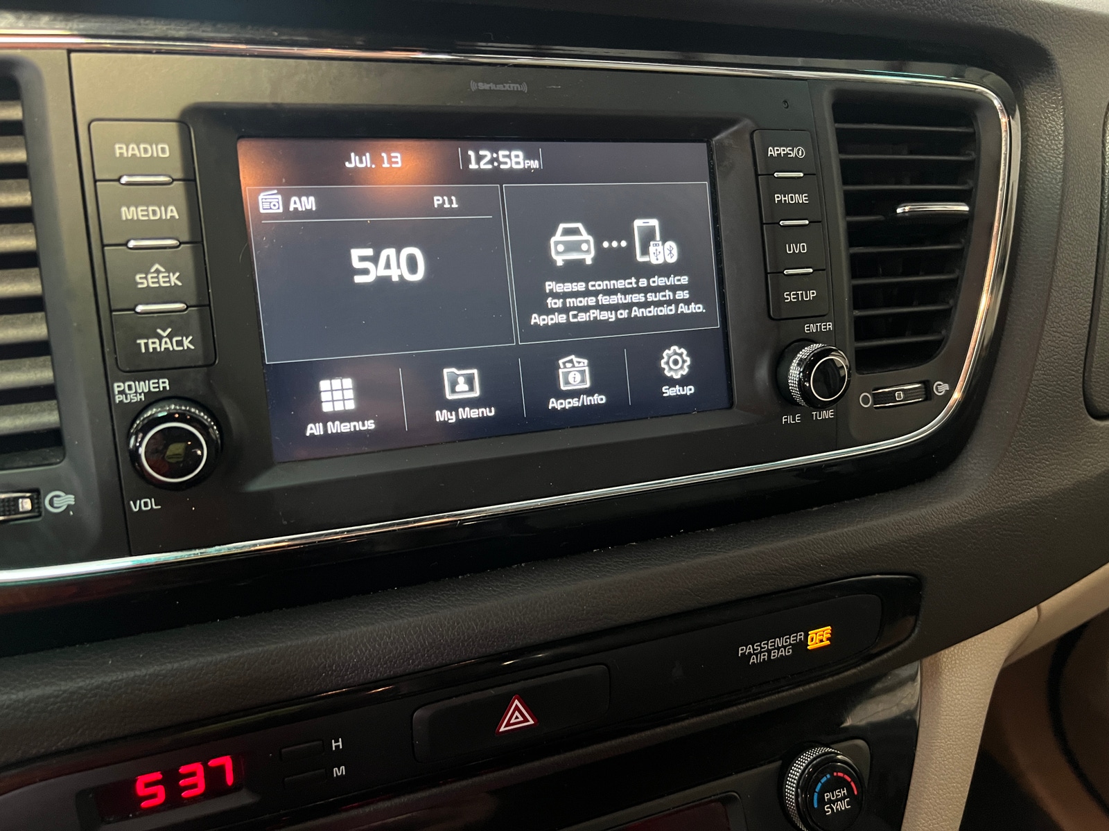 Thumbnail: 2018 Kia Sedona - 3