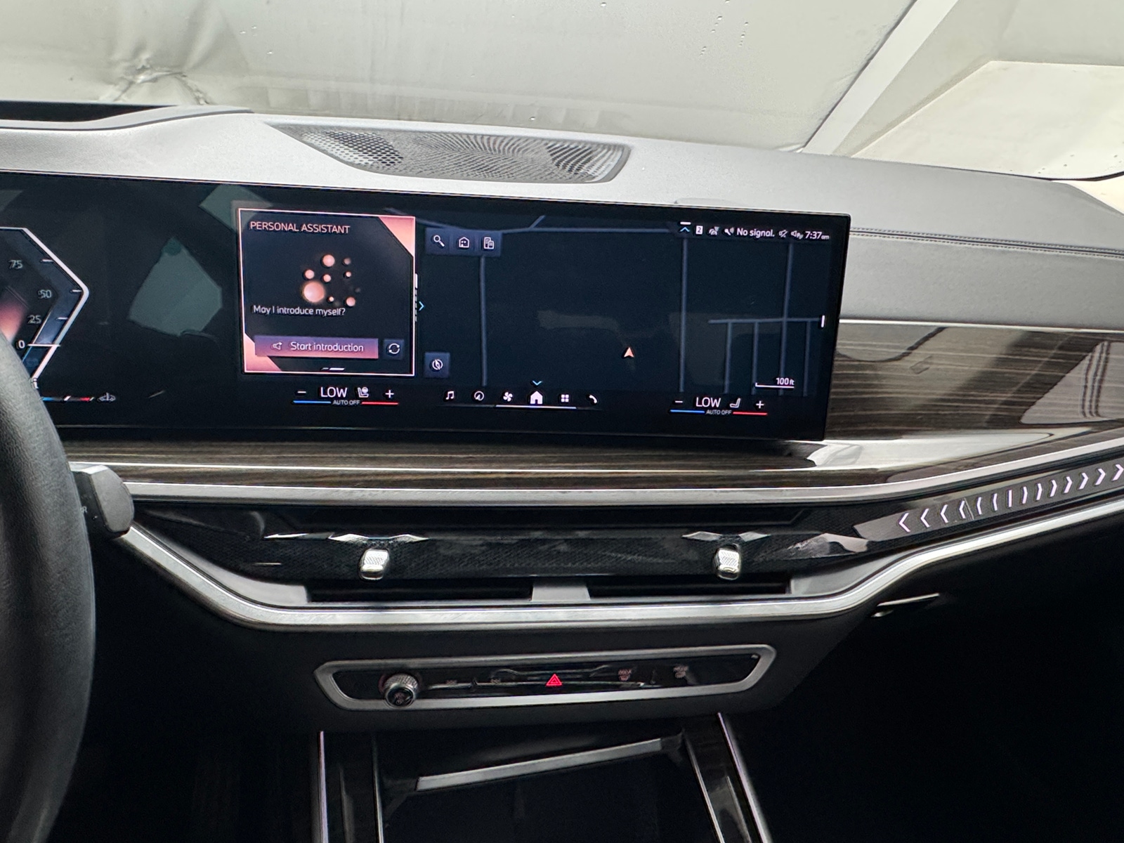 Thumbnail: 2024 BMW X7 - 3