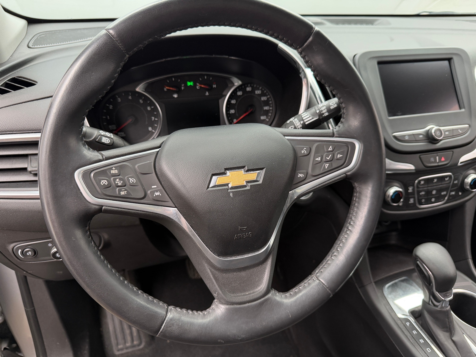 Thumbnail: 2022 Chevrolet Equinox - 5
