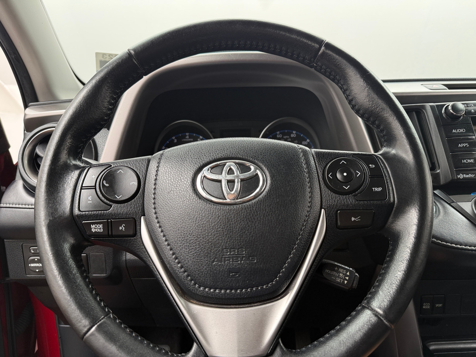 Thumbnail: 2018 Toyota RAV4 - 5