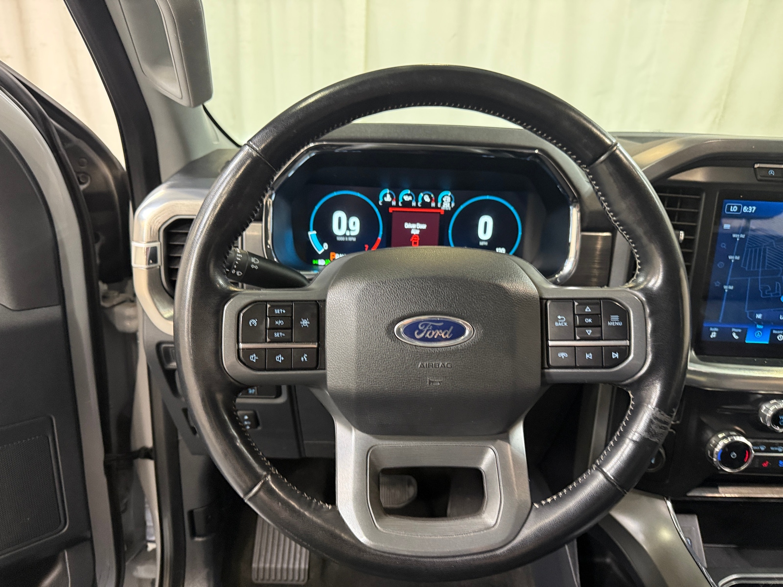 Thumbnail: 2022 Ford Econoline - 4